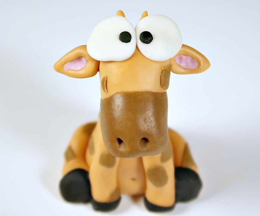 How to Make a Giraffe Cake Topper