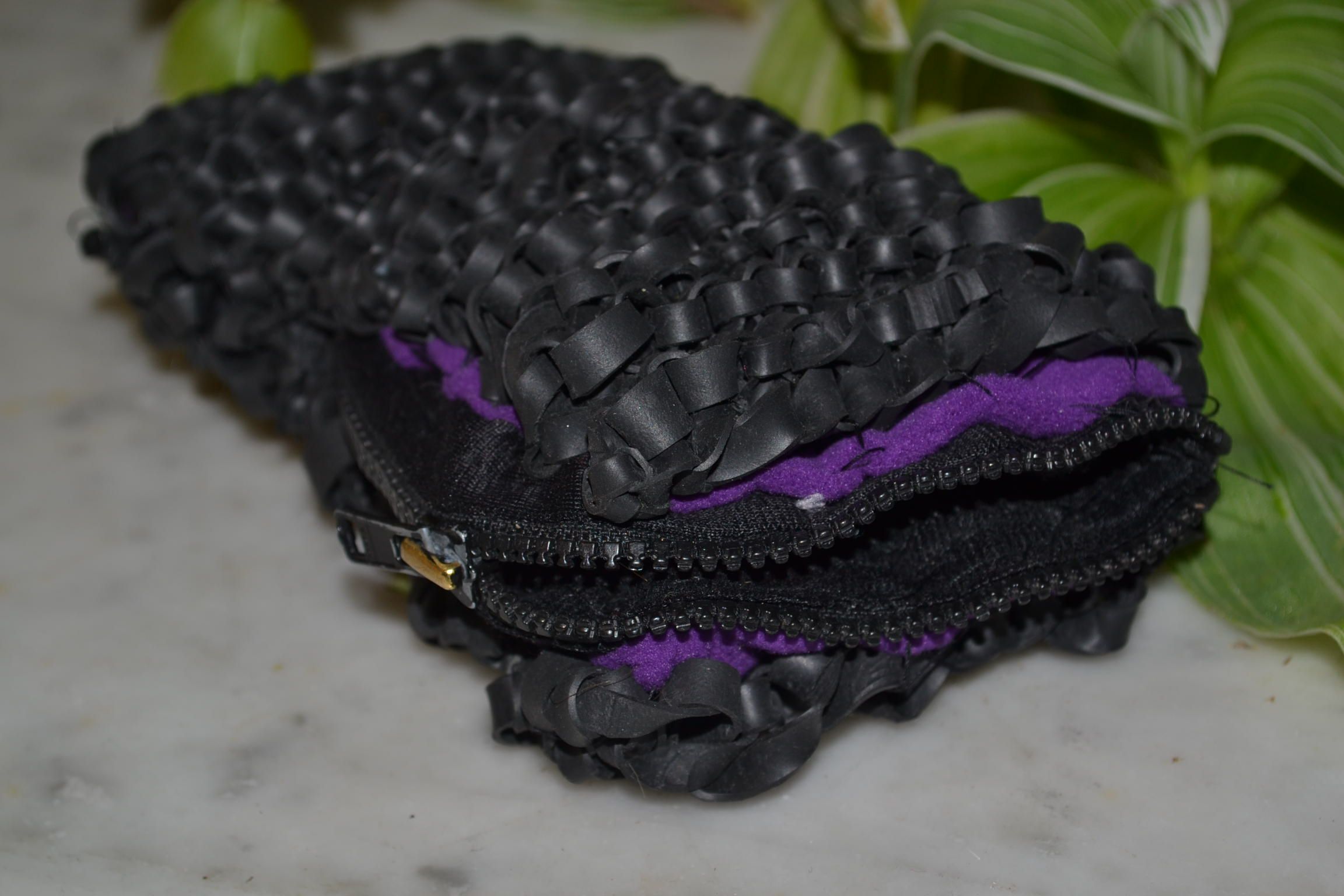 ☆ KNITTED INNERTUBE I-PHONE/PAD CASE ☆