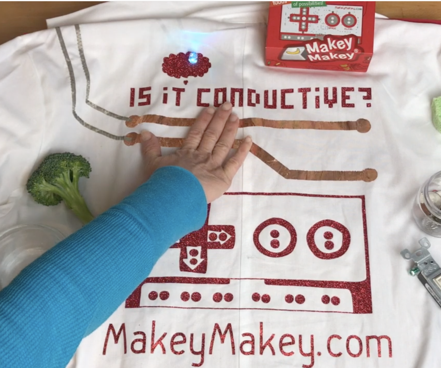 "Is It Conductive?" Makey Makey Experiment