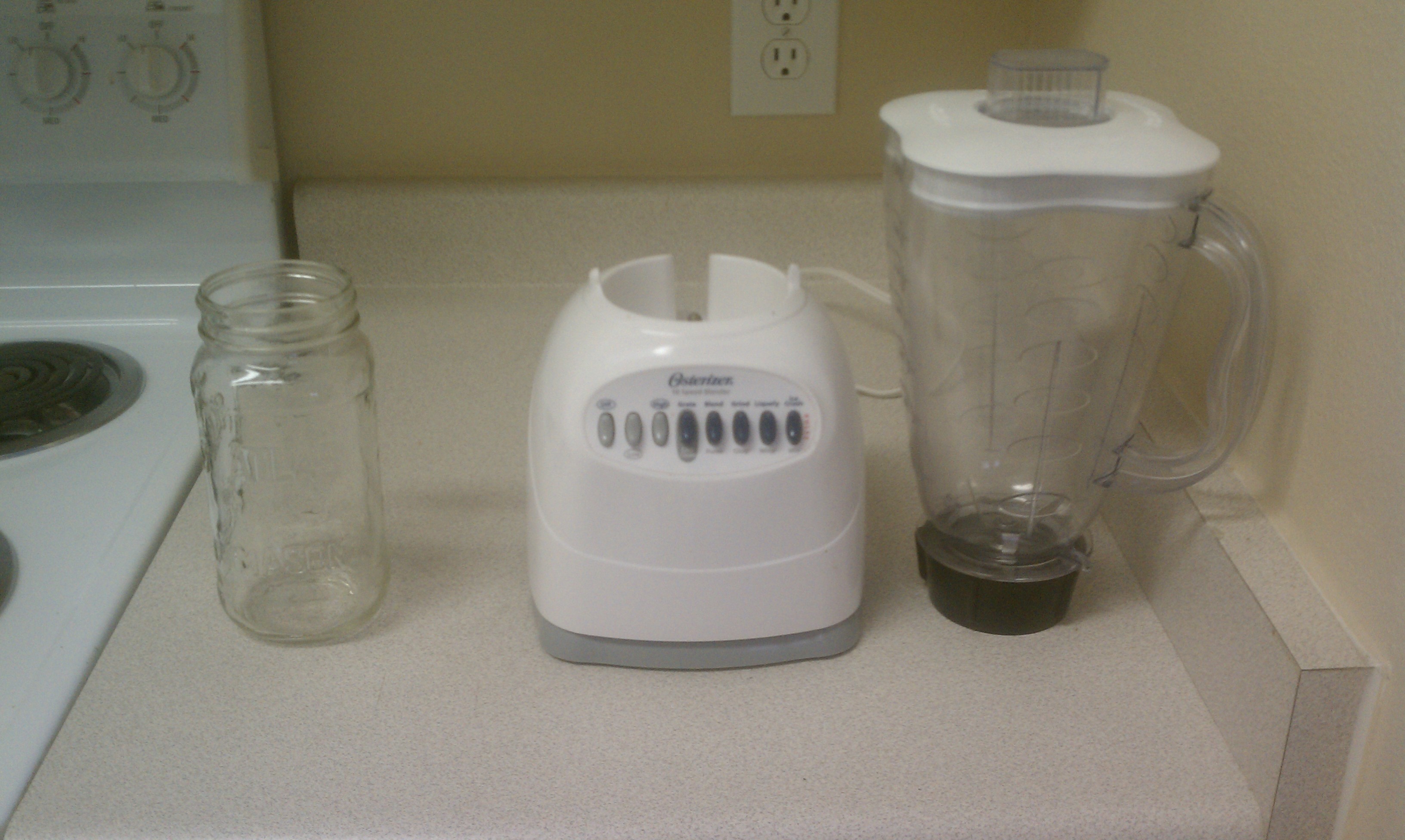 Simple Green Smoothie (a.k.a. How to Use Your Regular Blender Like a