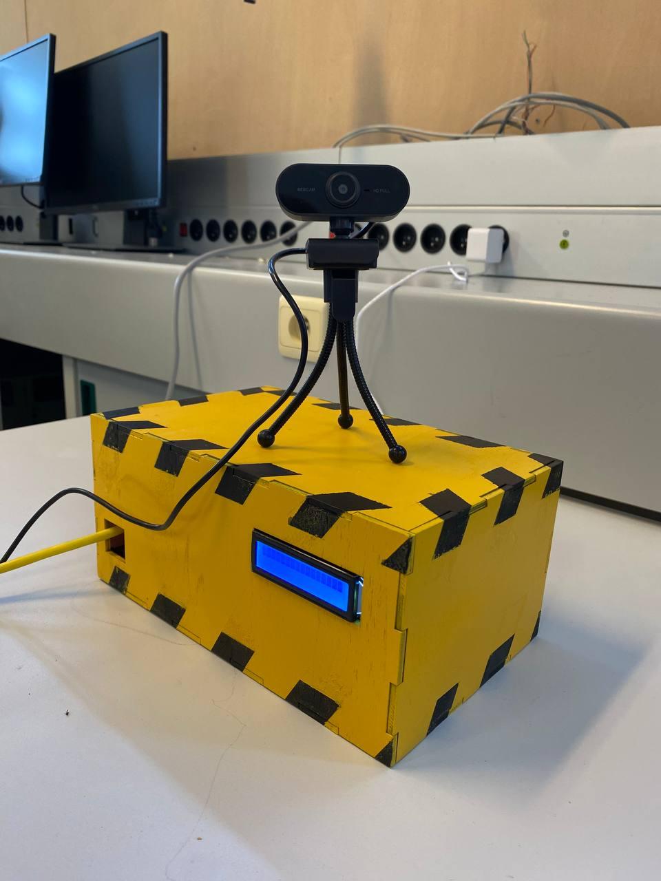 Potholes & Animals Detection