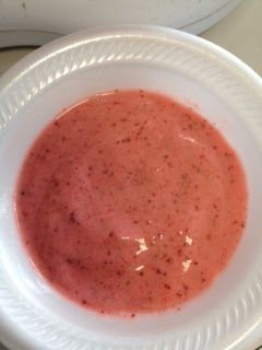 Quick, Easy, and Healthy Strawberry Frozen Yogurt