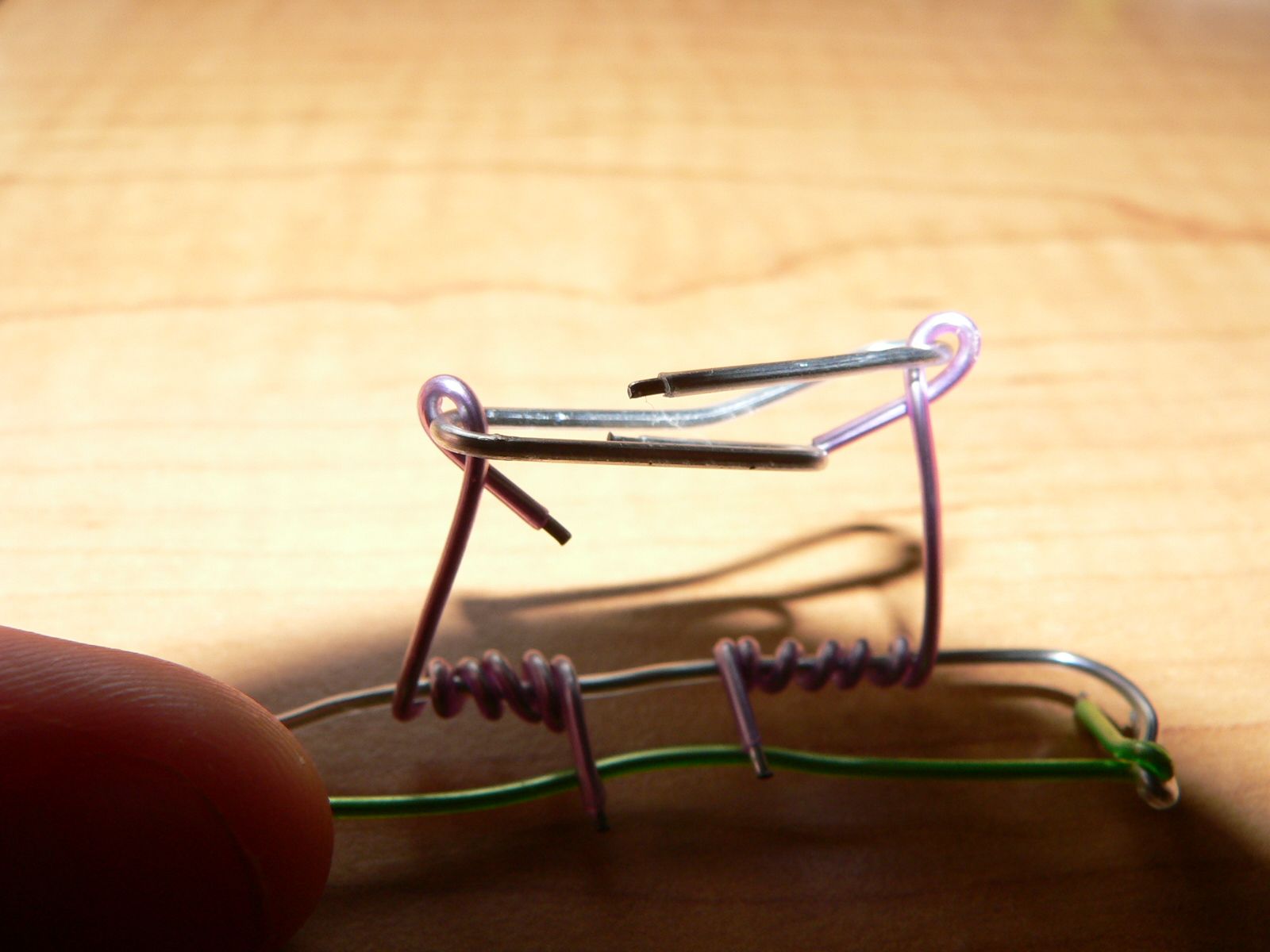 How to Make a Mini Office War Catapult Out of Paperclips