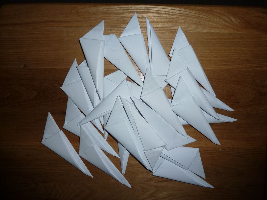 Super Easy Paper Sword : 8 Steps - Instructables