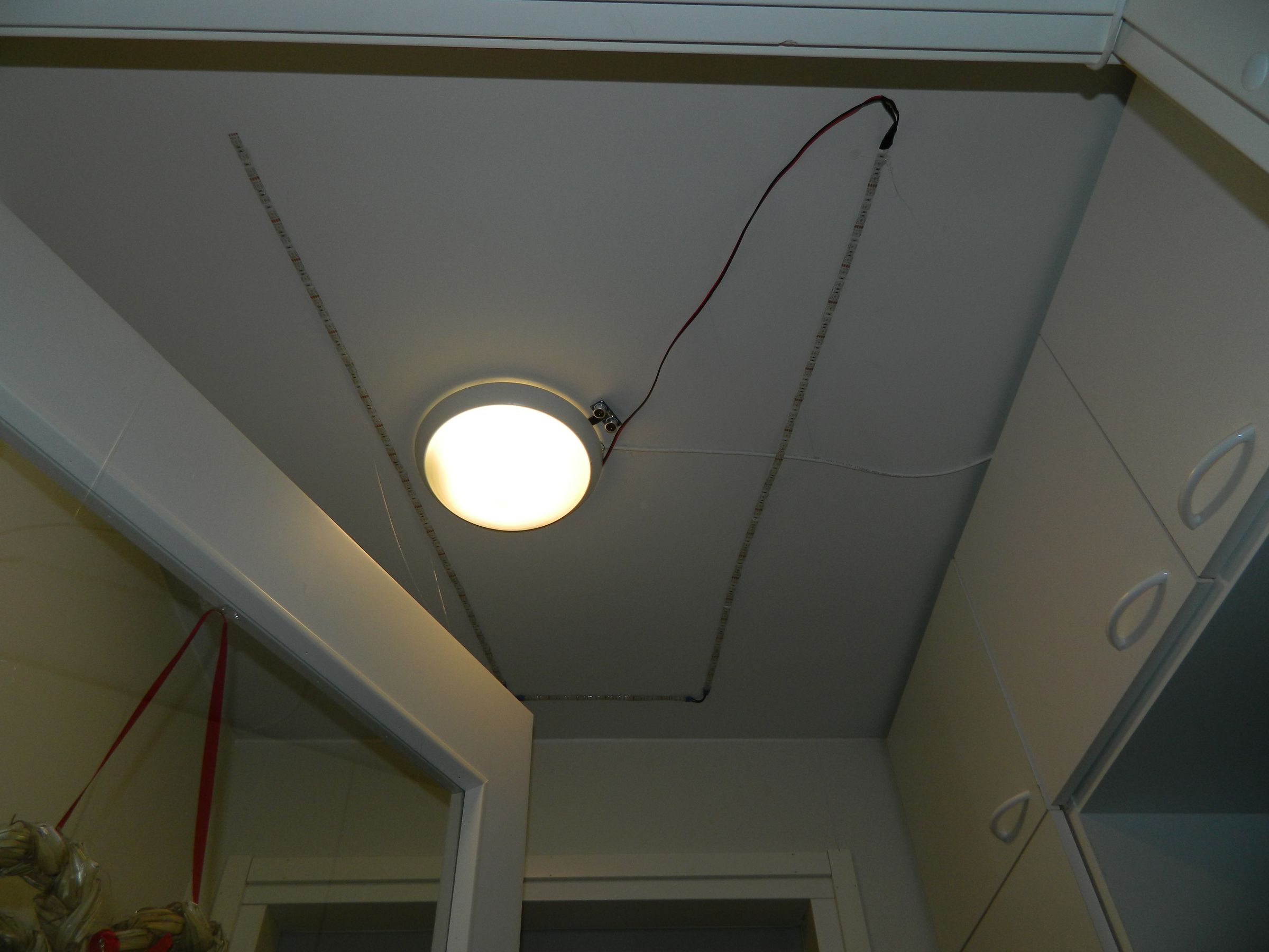 Intel Edison IoT: Automatic Lamp (Relay, HC-SR04) : 7 Steps (with ...