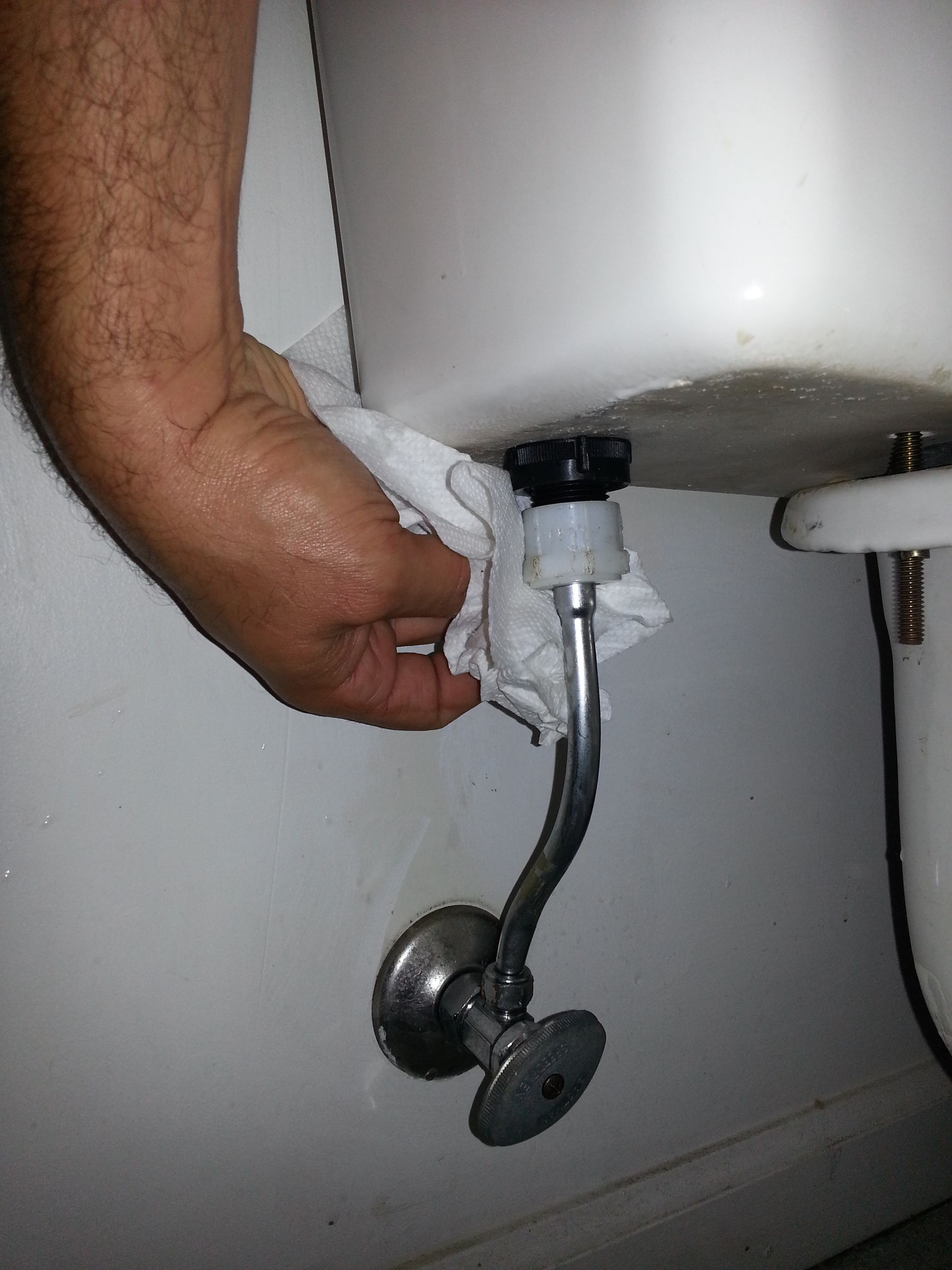 How to Replace a Faulty Toilet Tank Valve 6 Steps Instructables