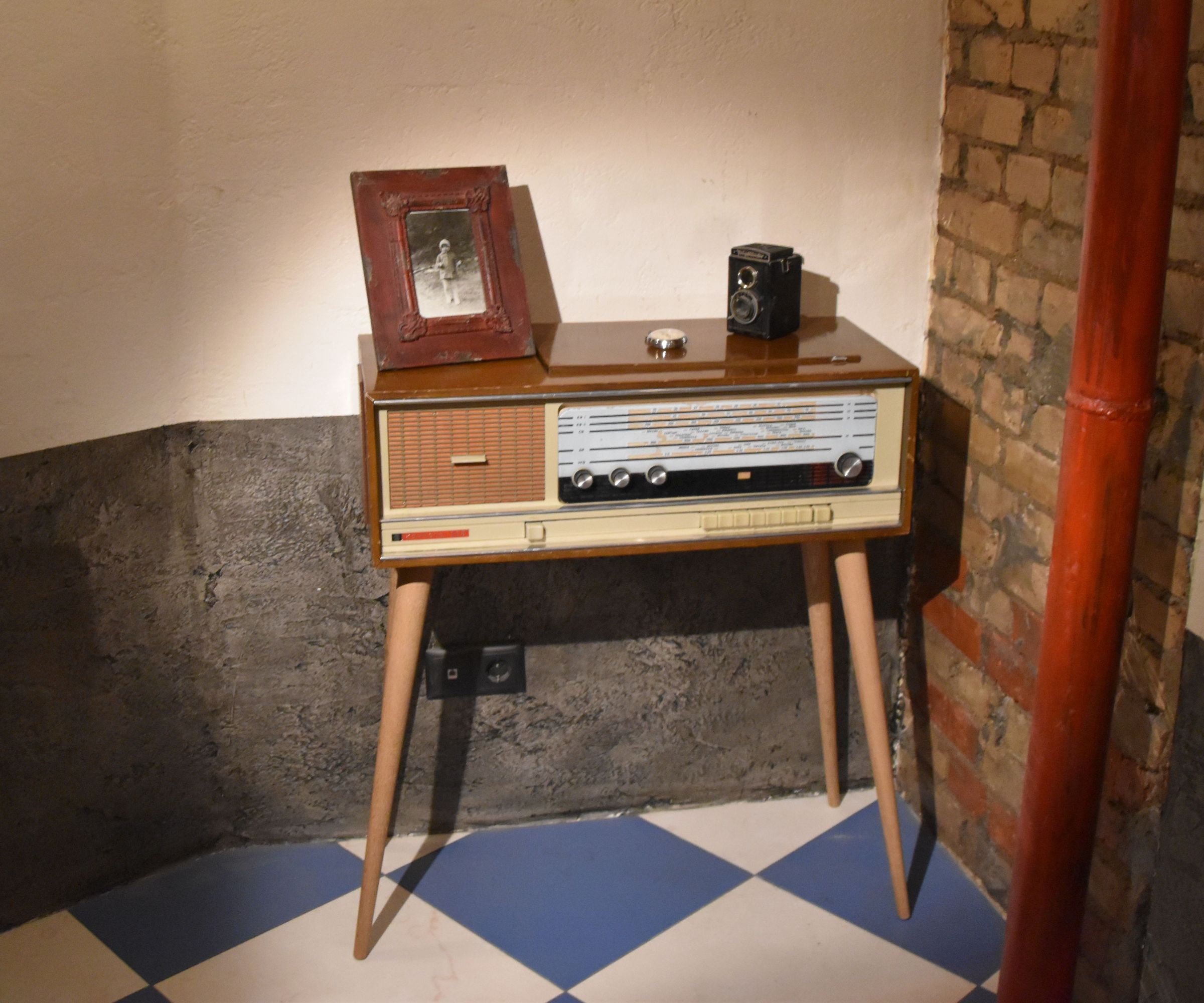Vintage Radio = New Chest of Drawers