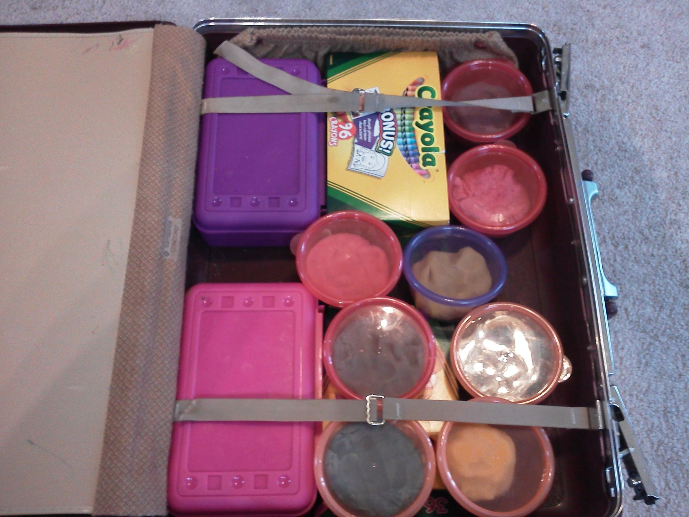 DIY Craft Storage Container (From Old SuitCase) 3 Steps Instructables