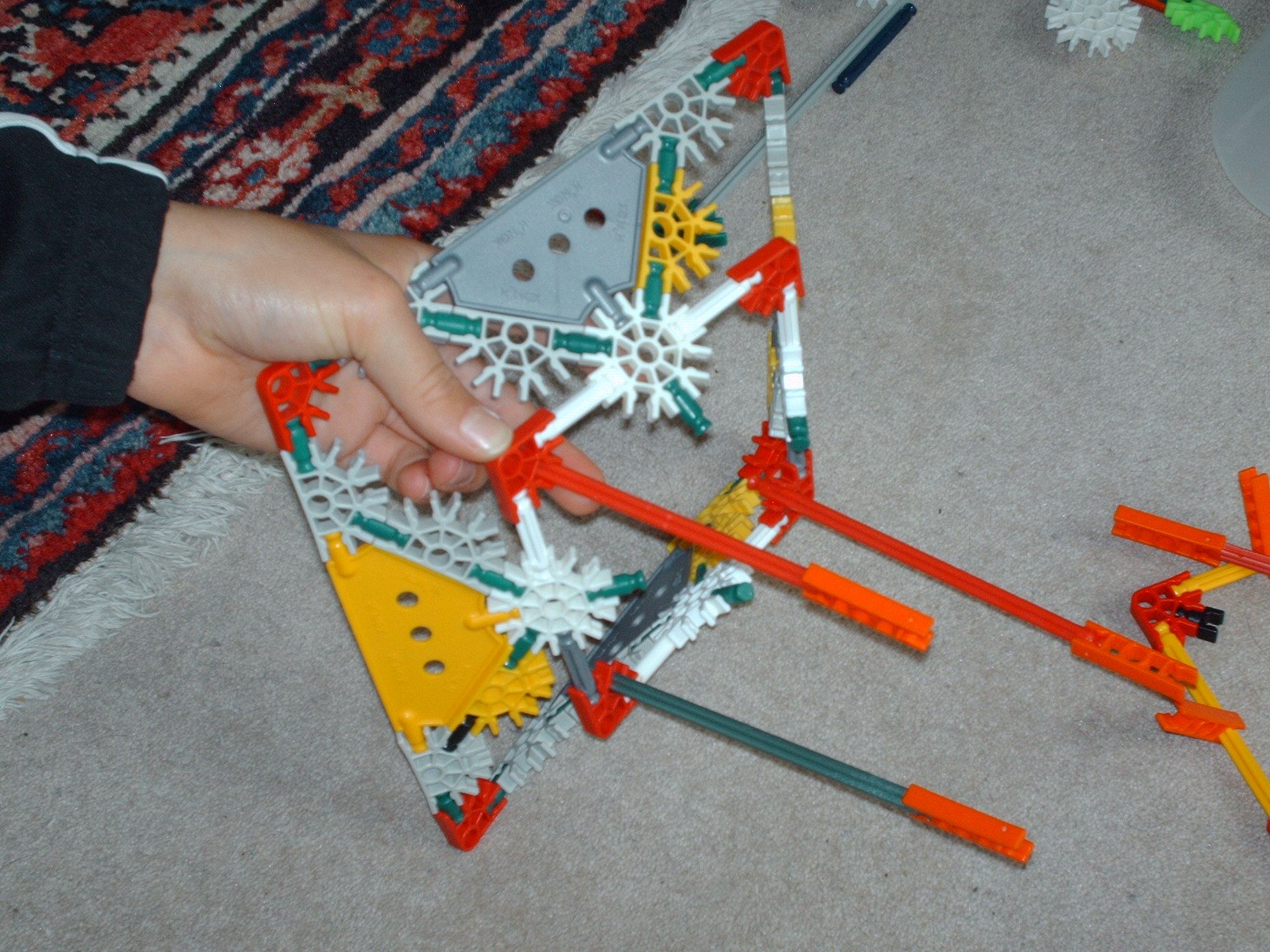 Knex Basket/Funnel 4 Steps Instructables