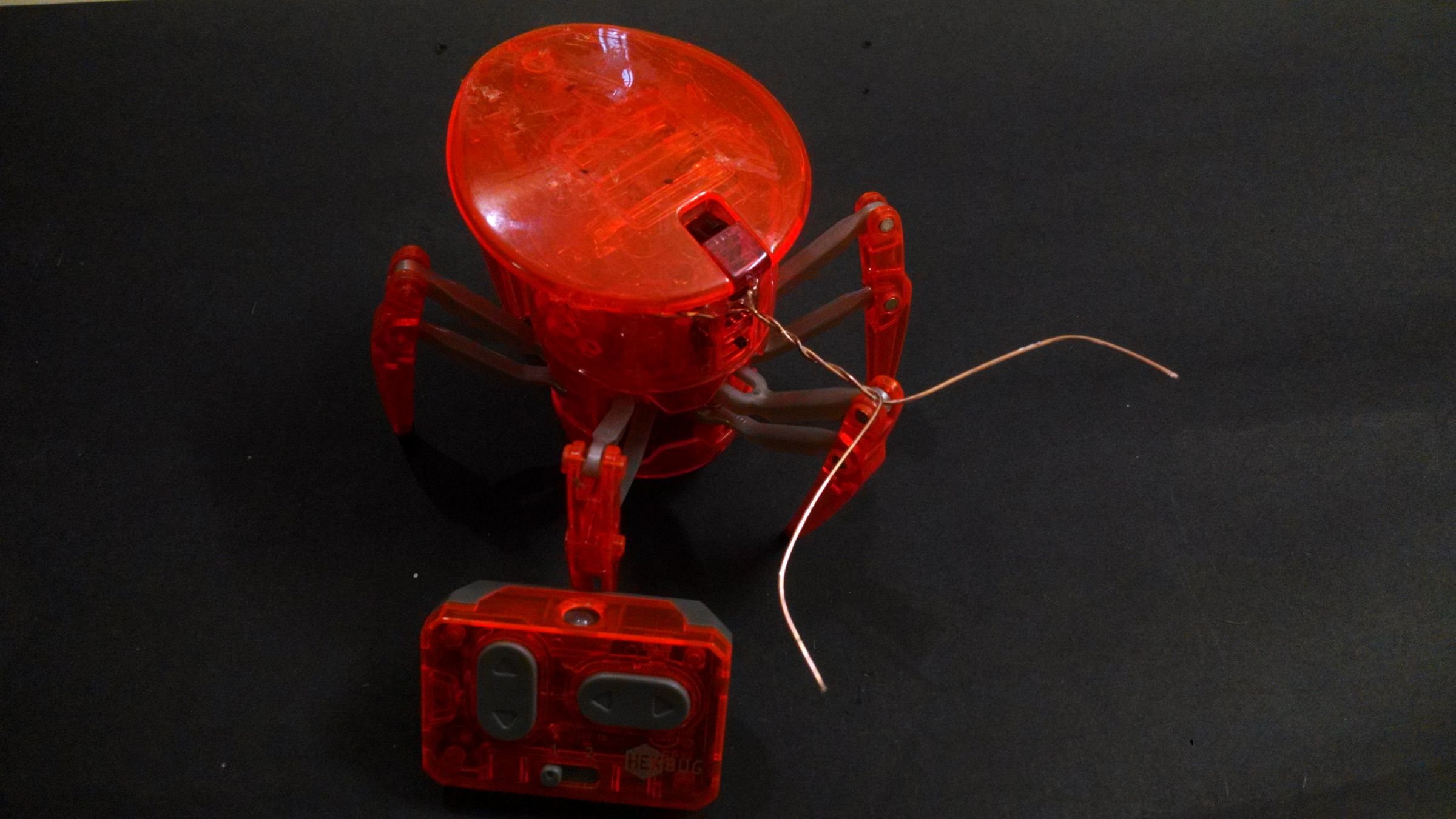 HexBug BattleBot : 5 Steps - Instructables, image size:4320x2432