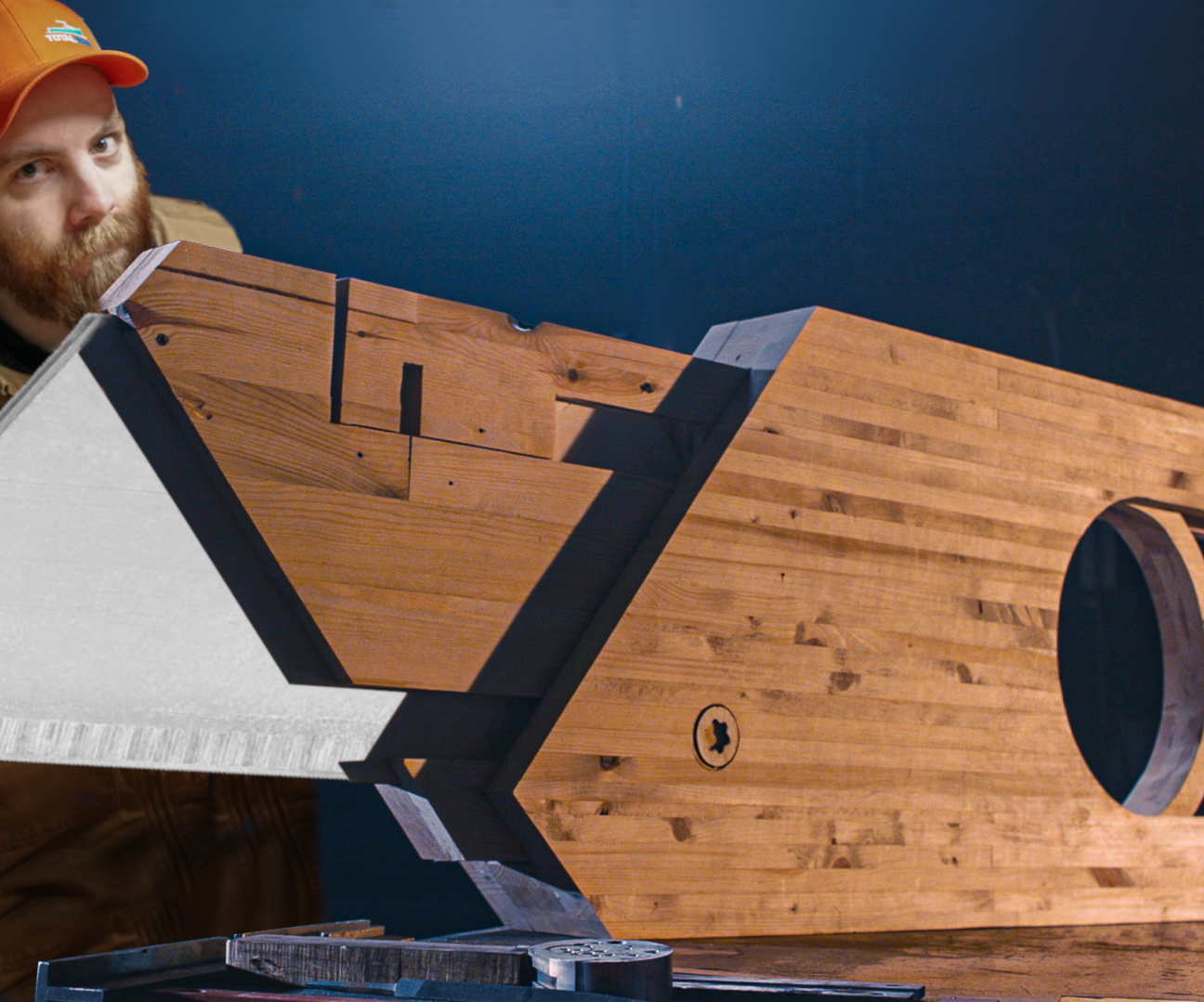 World's Largest Utility Knife? the 16x Scale Maker Knife