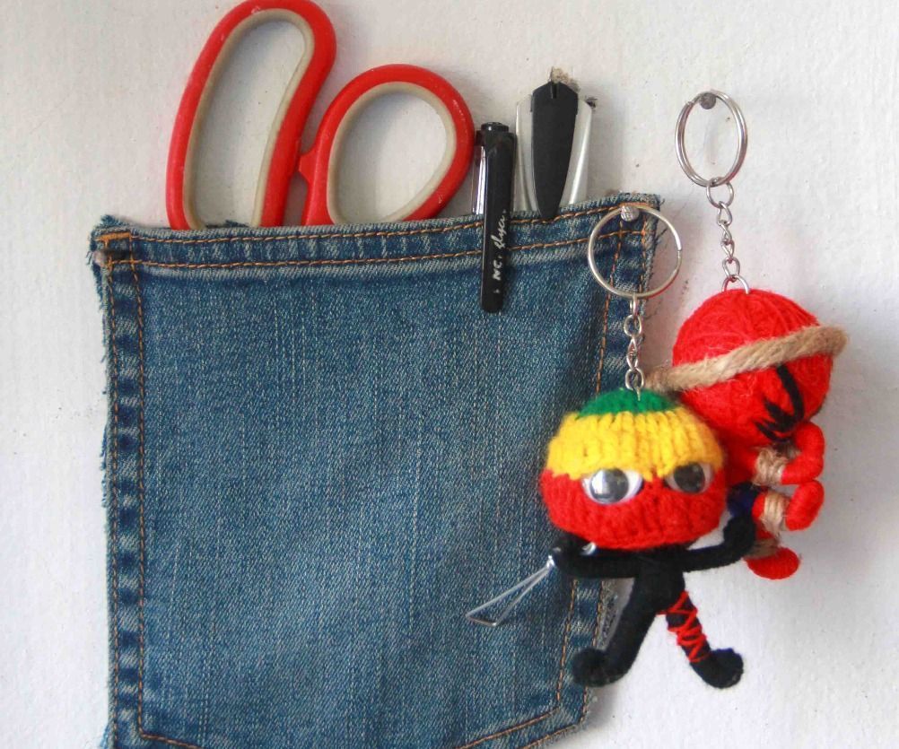 Create a Super Simple and Very Cool Holder