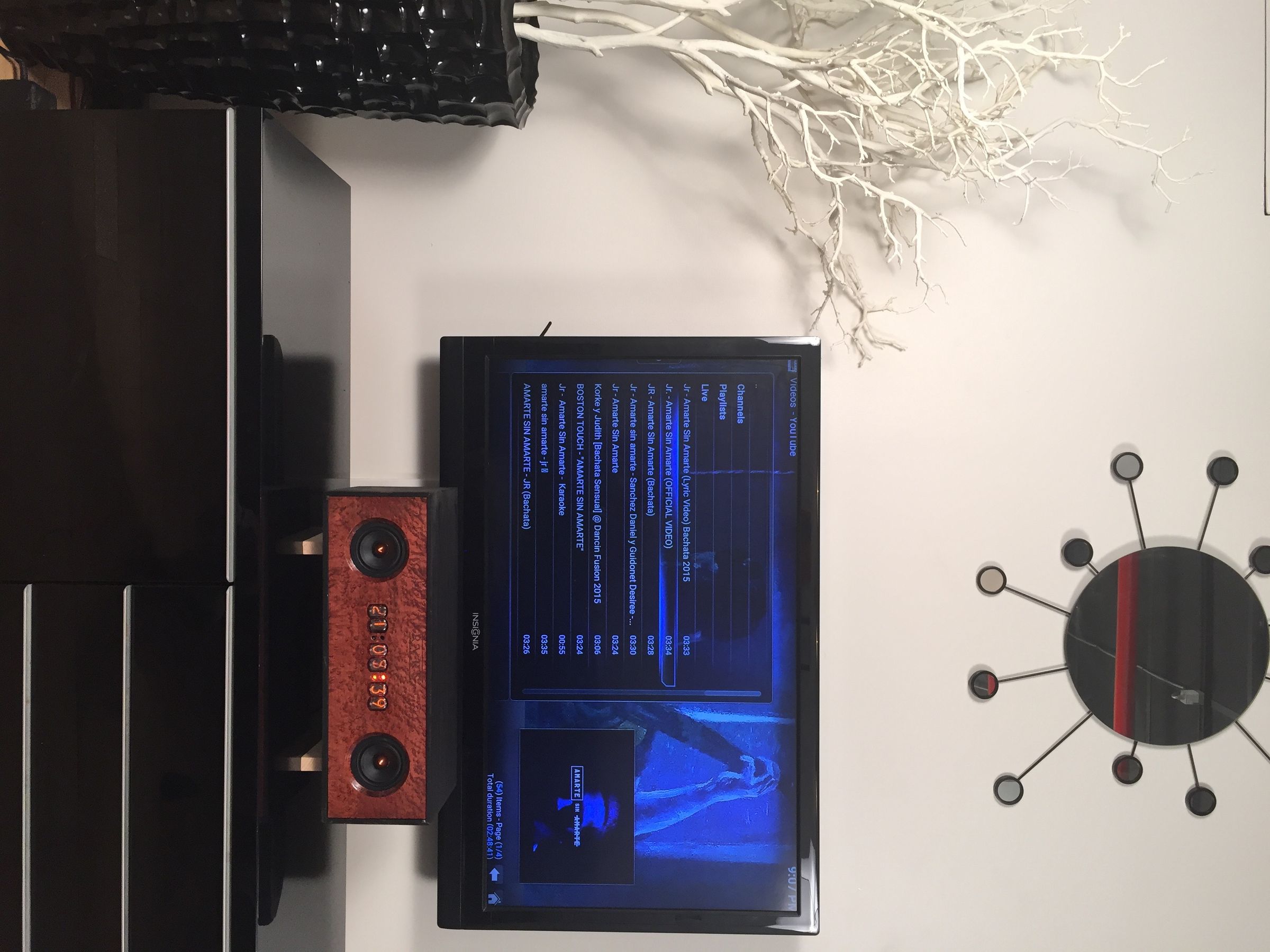 Raspberry Pi OSMC Retropie Nixie Clock, Within a Bluetooth Stereo