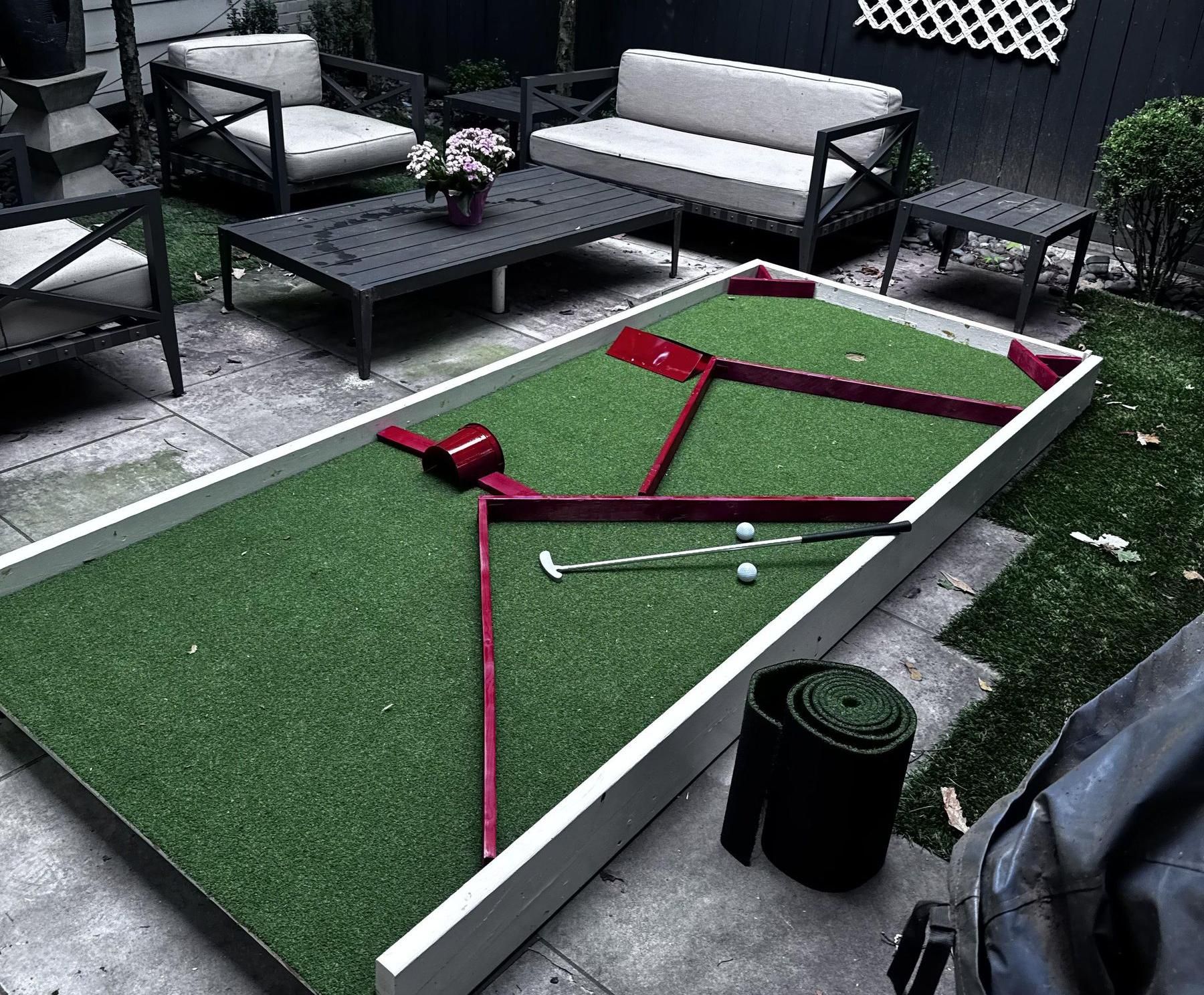 Modular Backyard Minigolf