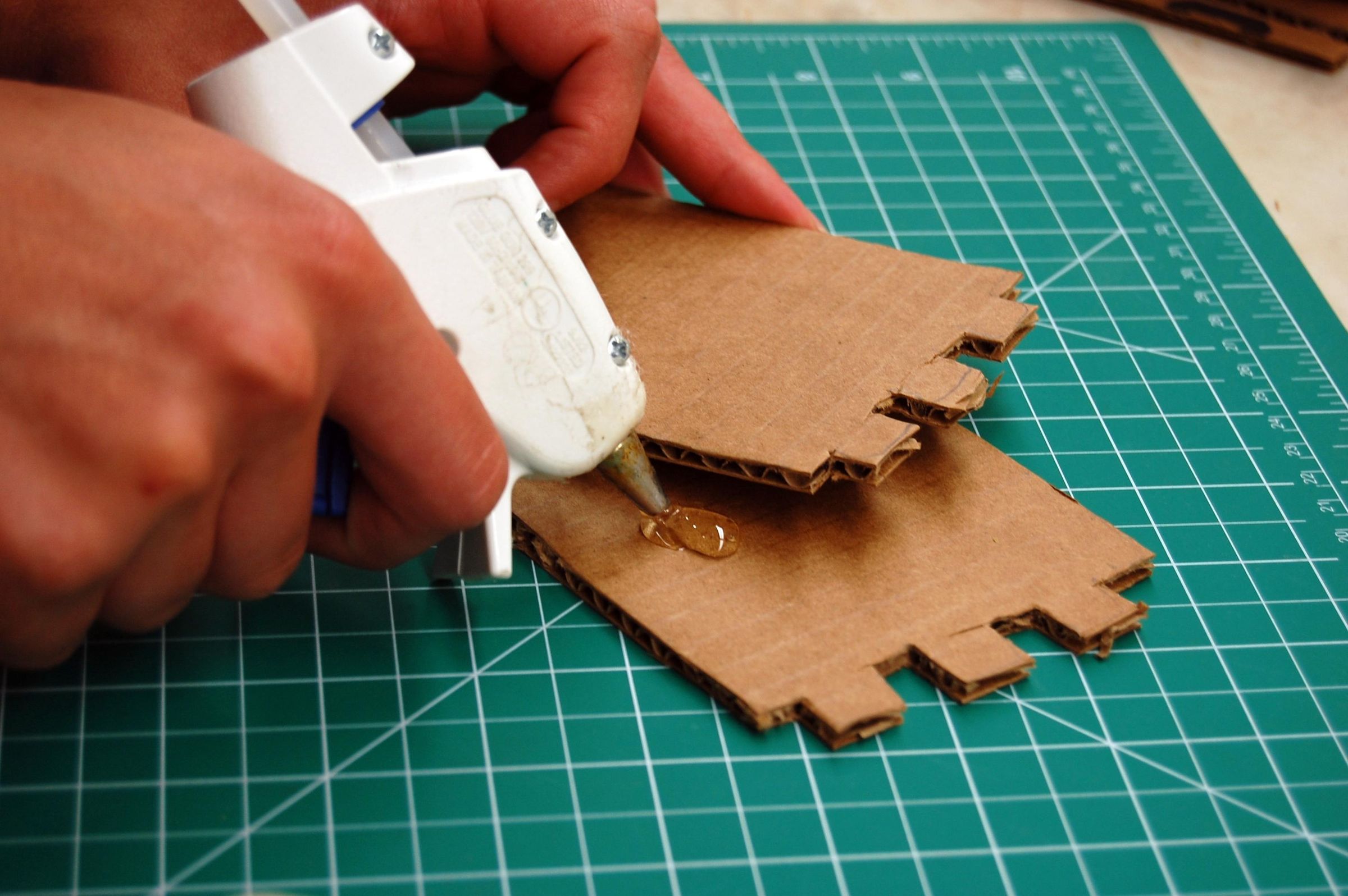 Cardboard Spice Rack - Simple, Sturdy, Affordable : 14 Steps (with ...