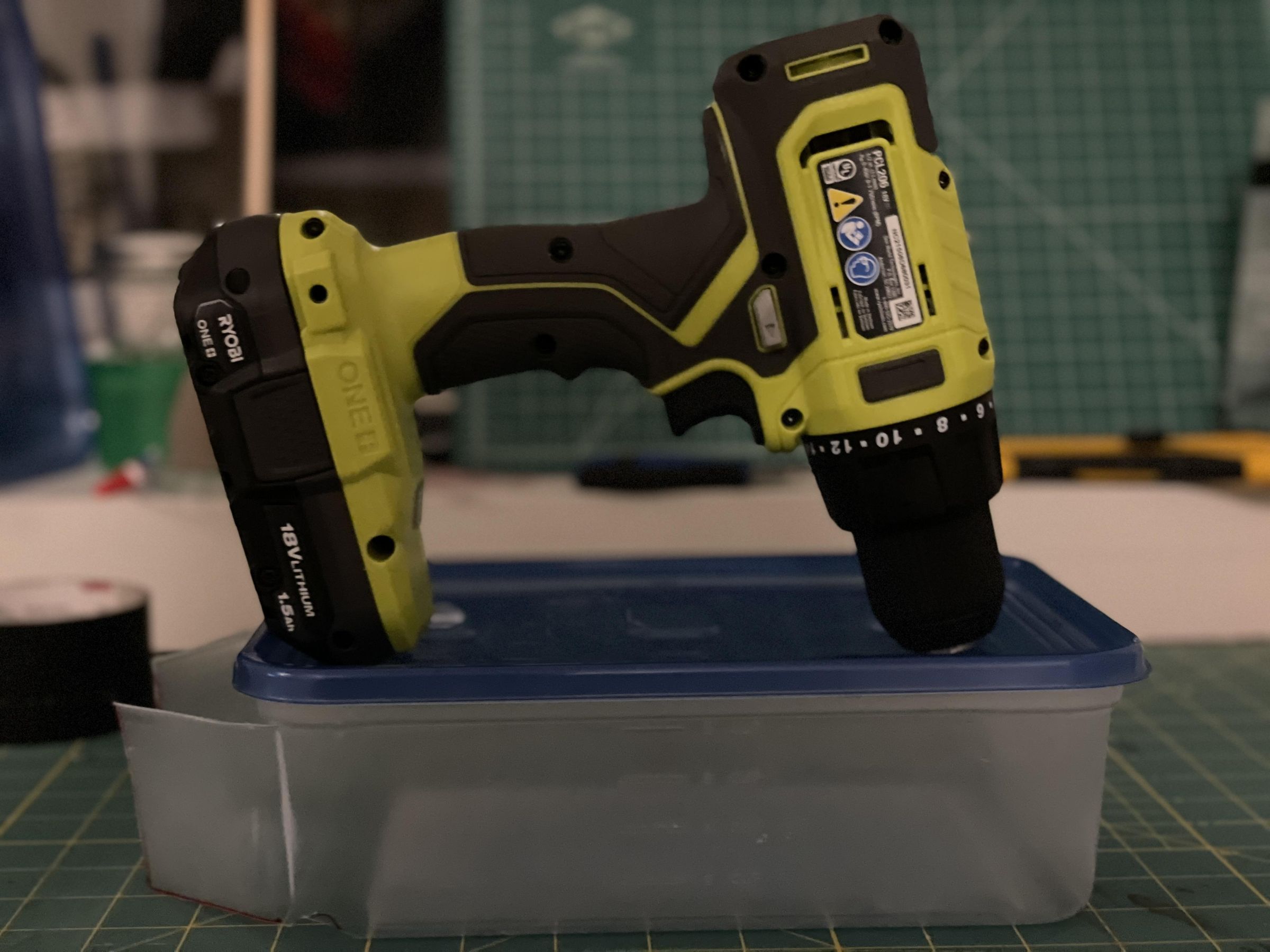 How to Make a DIY Drill Powered Salt Spreader! 5 Steps Instructables