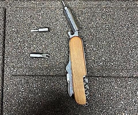 JACKNIFE/ SCREWDRIVER HACK