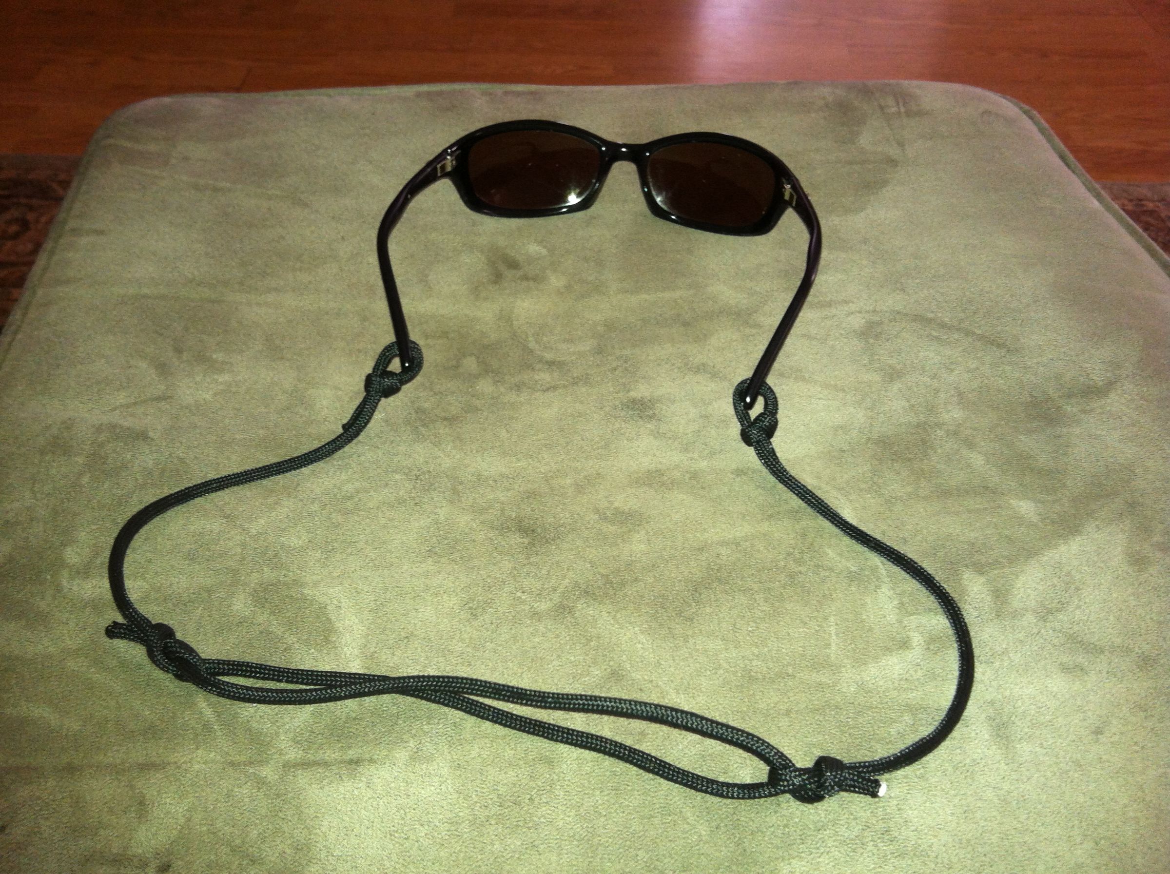 Adjustable Paracord Glasses Lanyard 12 Steps (with Pictures