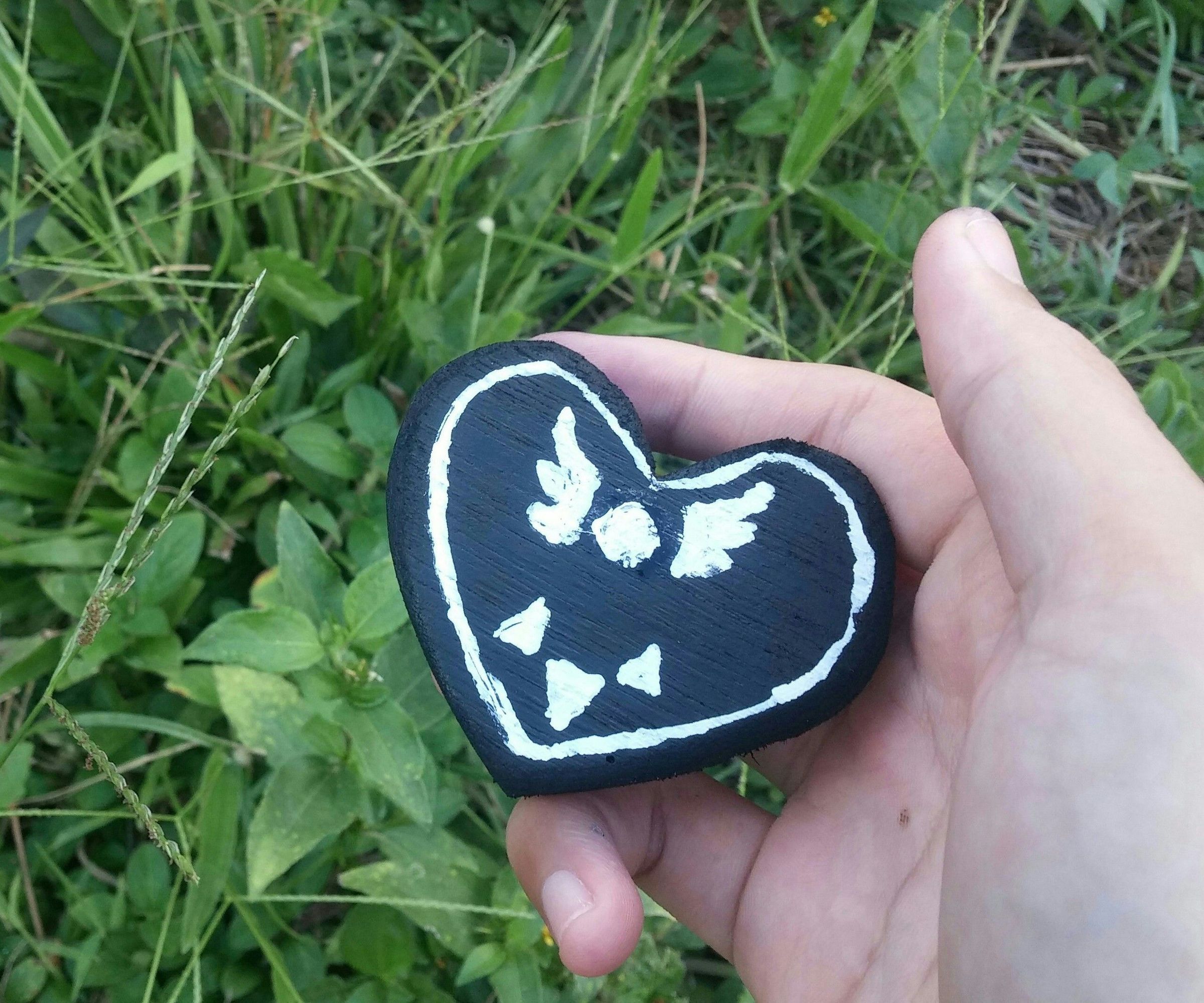Deltarune Heart Logo DIY