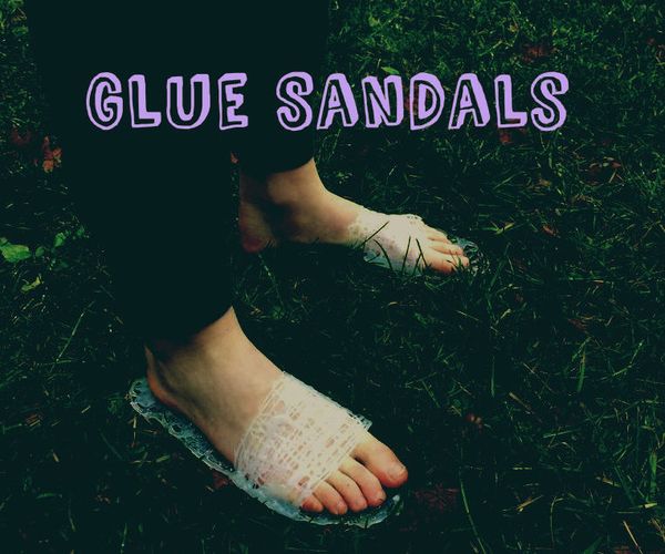 Glue Sandels