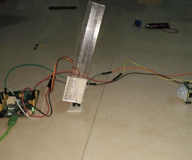 Entry controlled Parking System Using Servo Motor and PIR with LinkIt One Board 