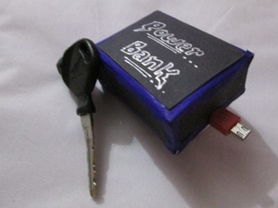 REUSE YOUR OLD MOBILE BATTERY TO MAKE KEY SIZE POWER BANK