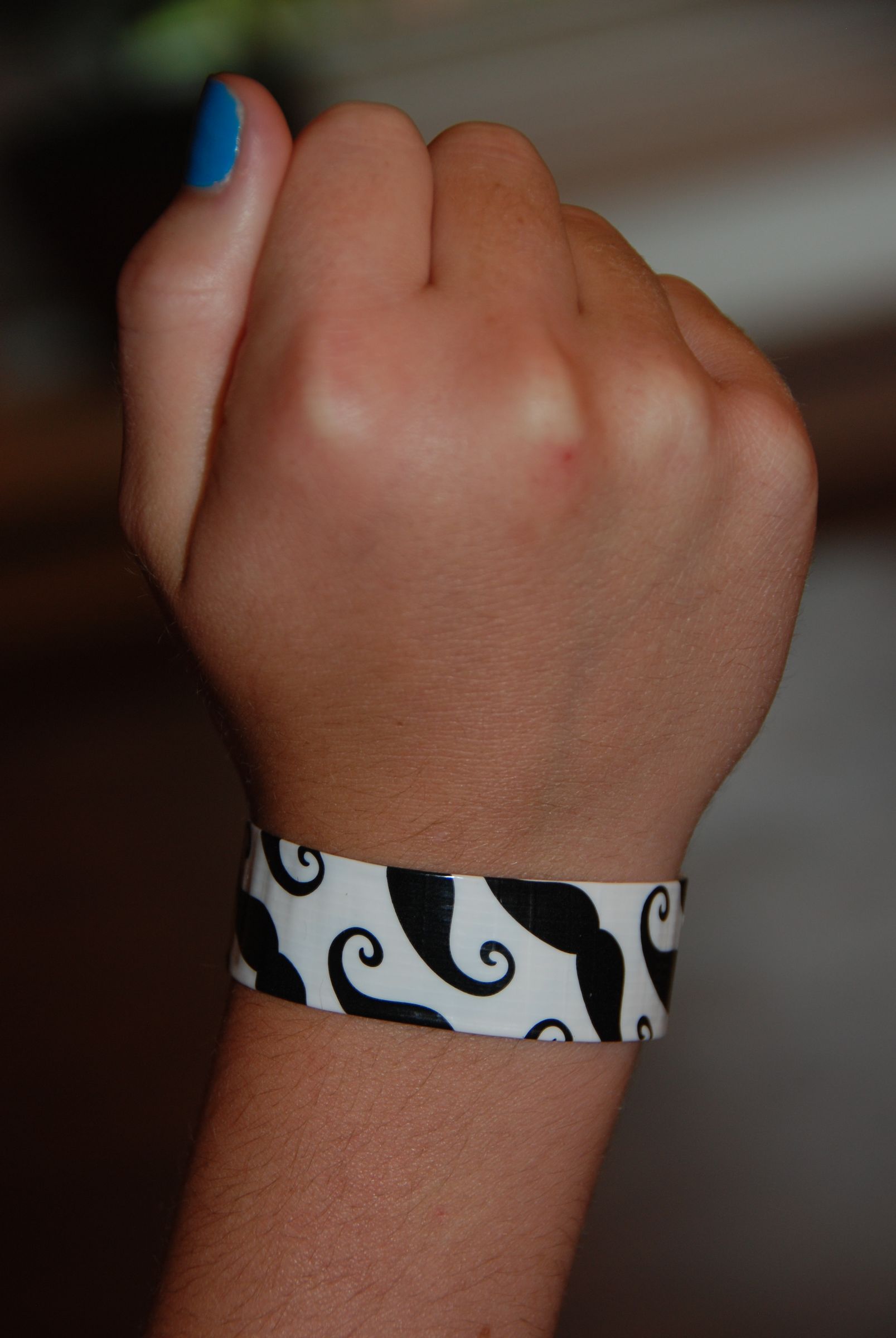 How to Make a Duck Tape Bracelet!!!