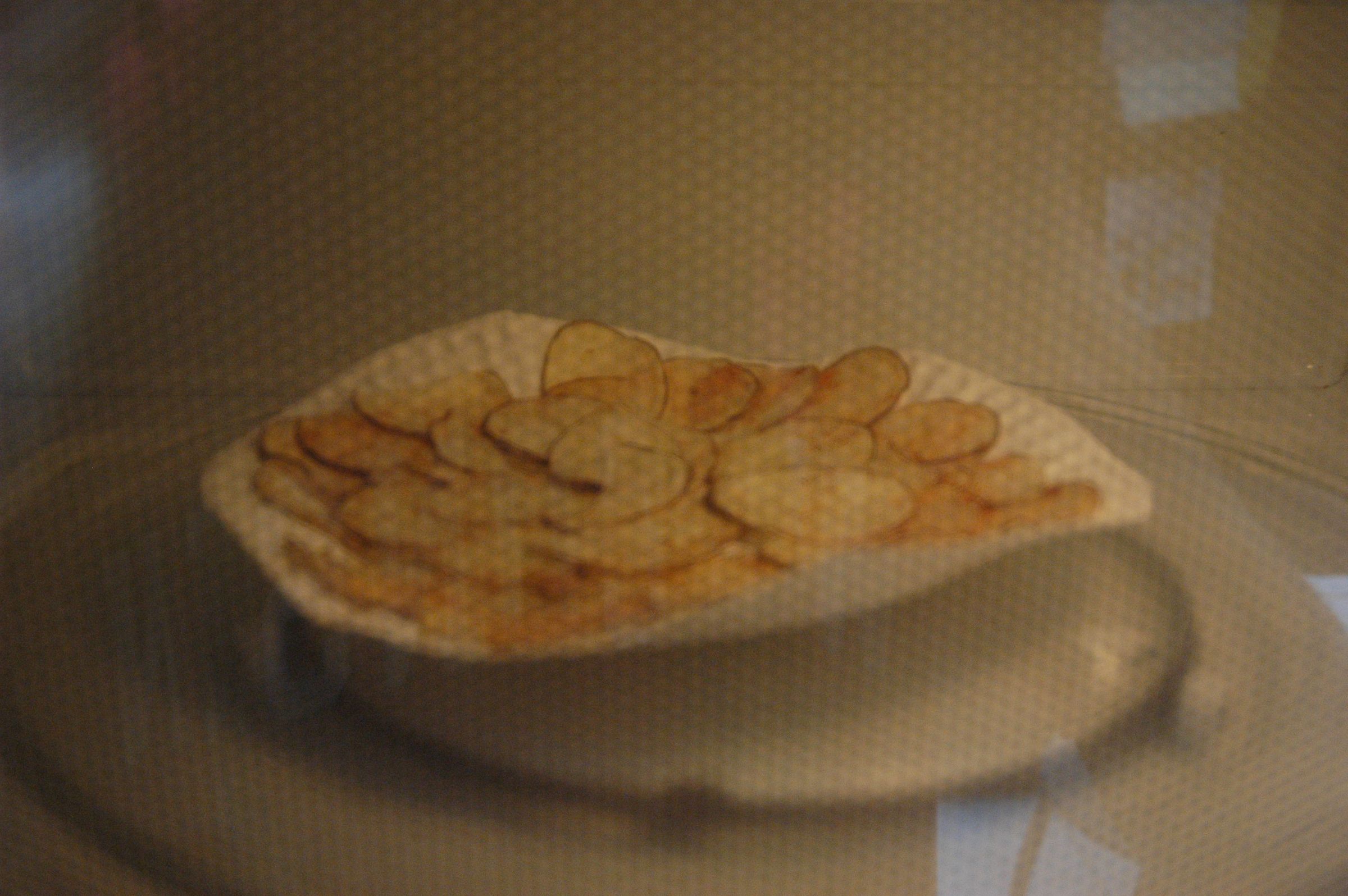How to Make Delicious, Healthy Homemade Potato Chips With a Microwave