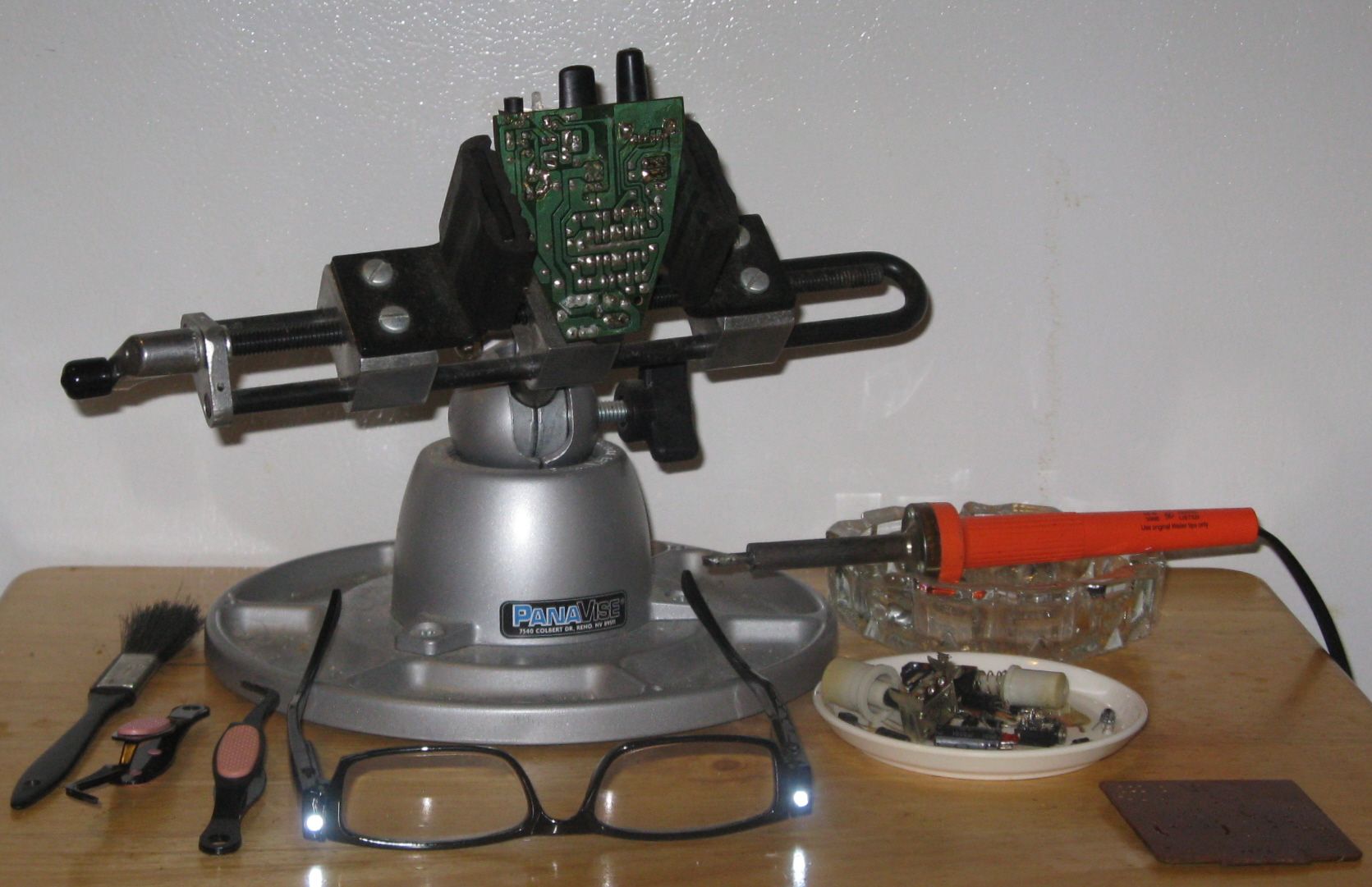 Reverse Engineering a Small Amplifier : 11 Steps - Instructables