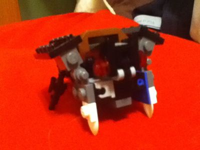Lego Transformer: Insecticon Hardshell - Instructables