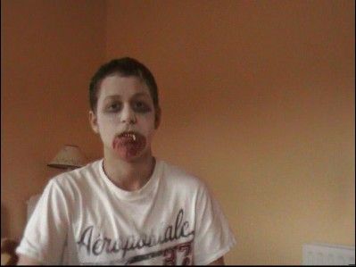 CR-Tutorials-Simple Zombie Make Up