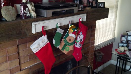 DIY: Christmas Stocking Holder