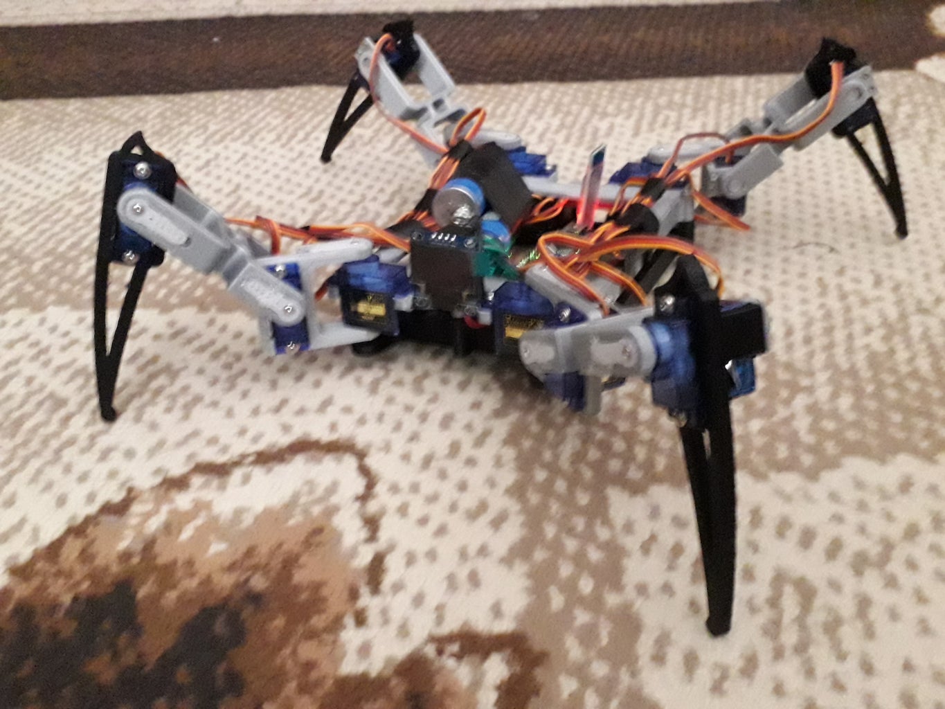 ARDUINO SPIDER ROBOT (QUADRUPED) : 7 Steps - Instructables