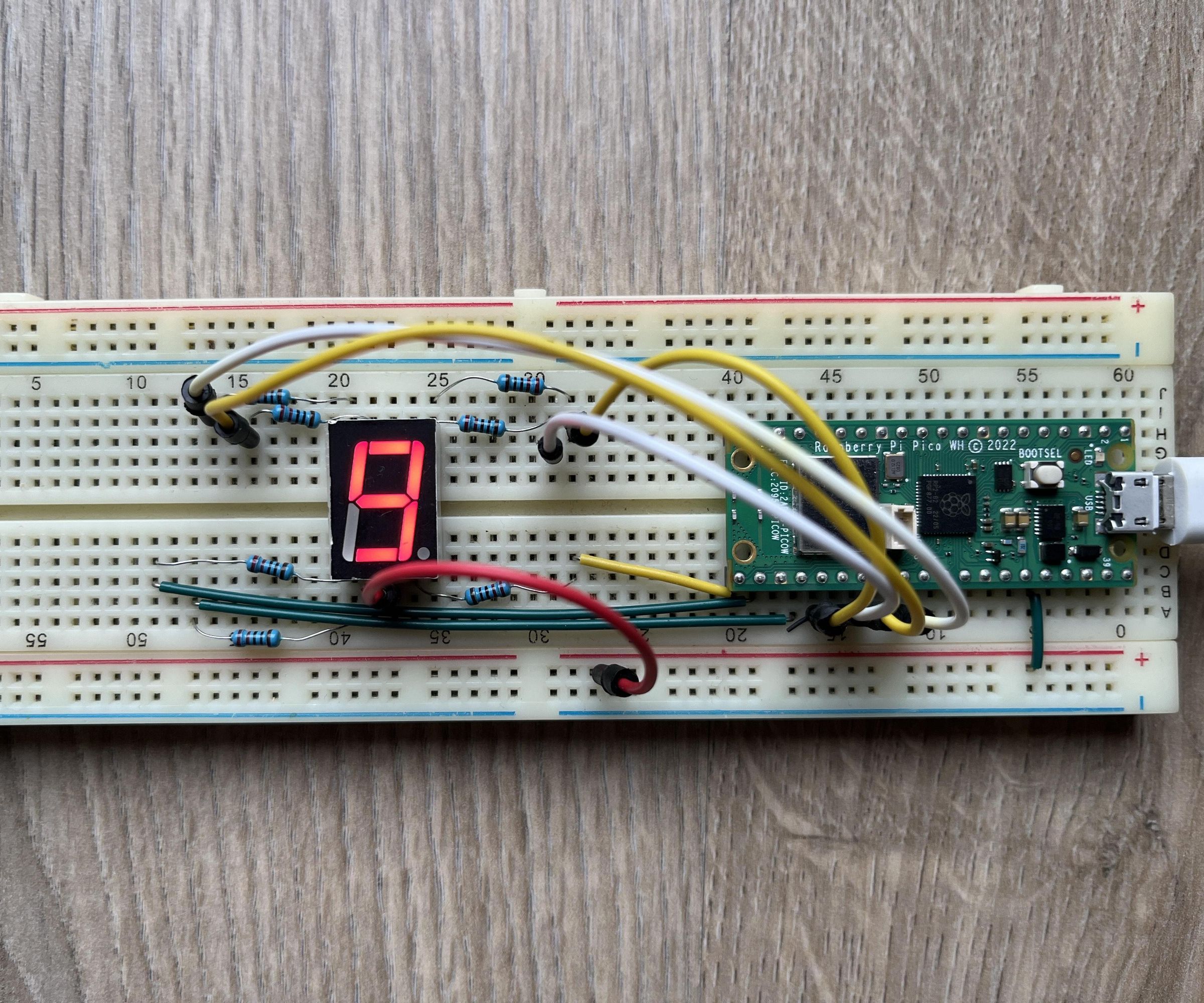 Seven Segment Display : Rasberry Pi Pico WH With Arduino IDE