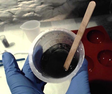 Mix and Pour the Resin