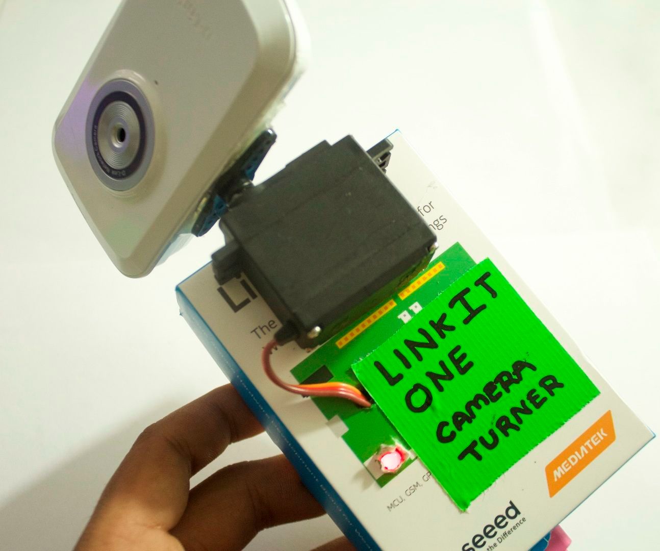 LinkIt One Wifi Cam Turner Control