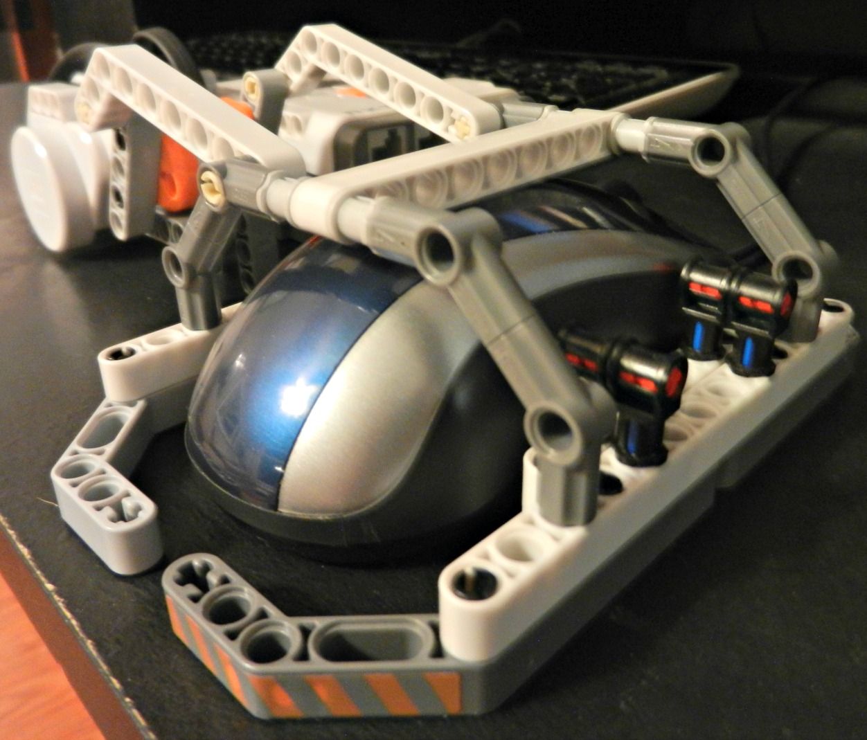 LEGO Mindstorms Mouse Mover