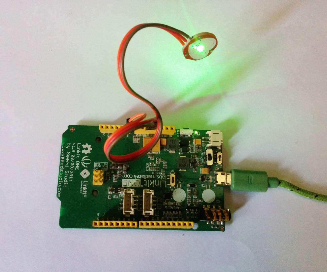 Linkit One Pulse Rate Monitor