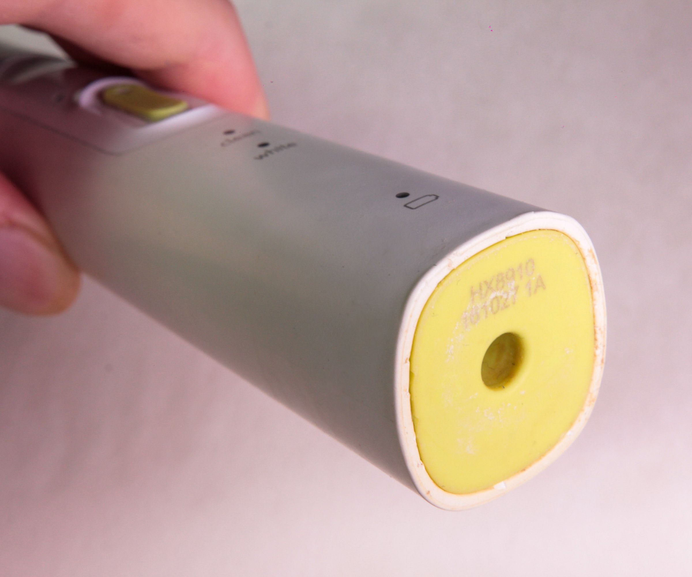 Sonicare Healthywhite HX8911 Tighten Head