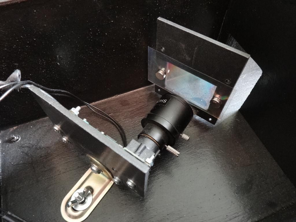 A Homemade camspectrometer for Emission and Absorption Spectra 4