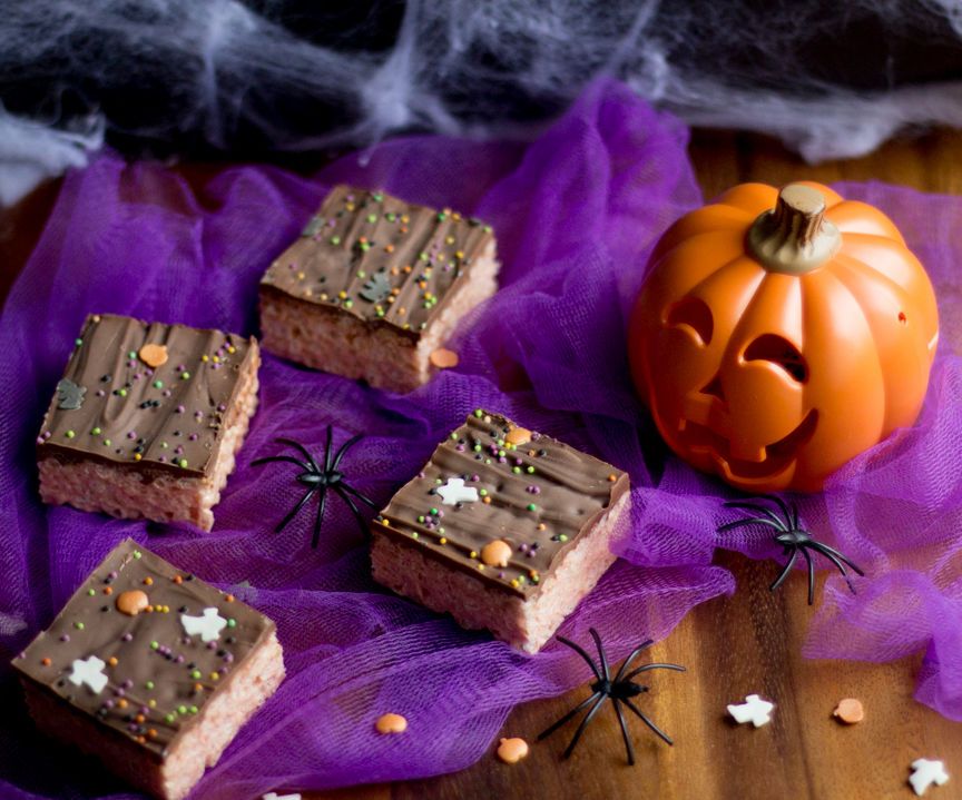 How to Make Crazy Easy Halloween Rice Krispie Treats