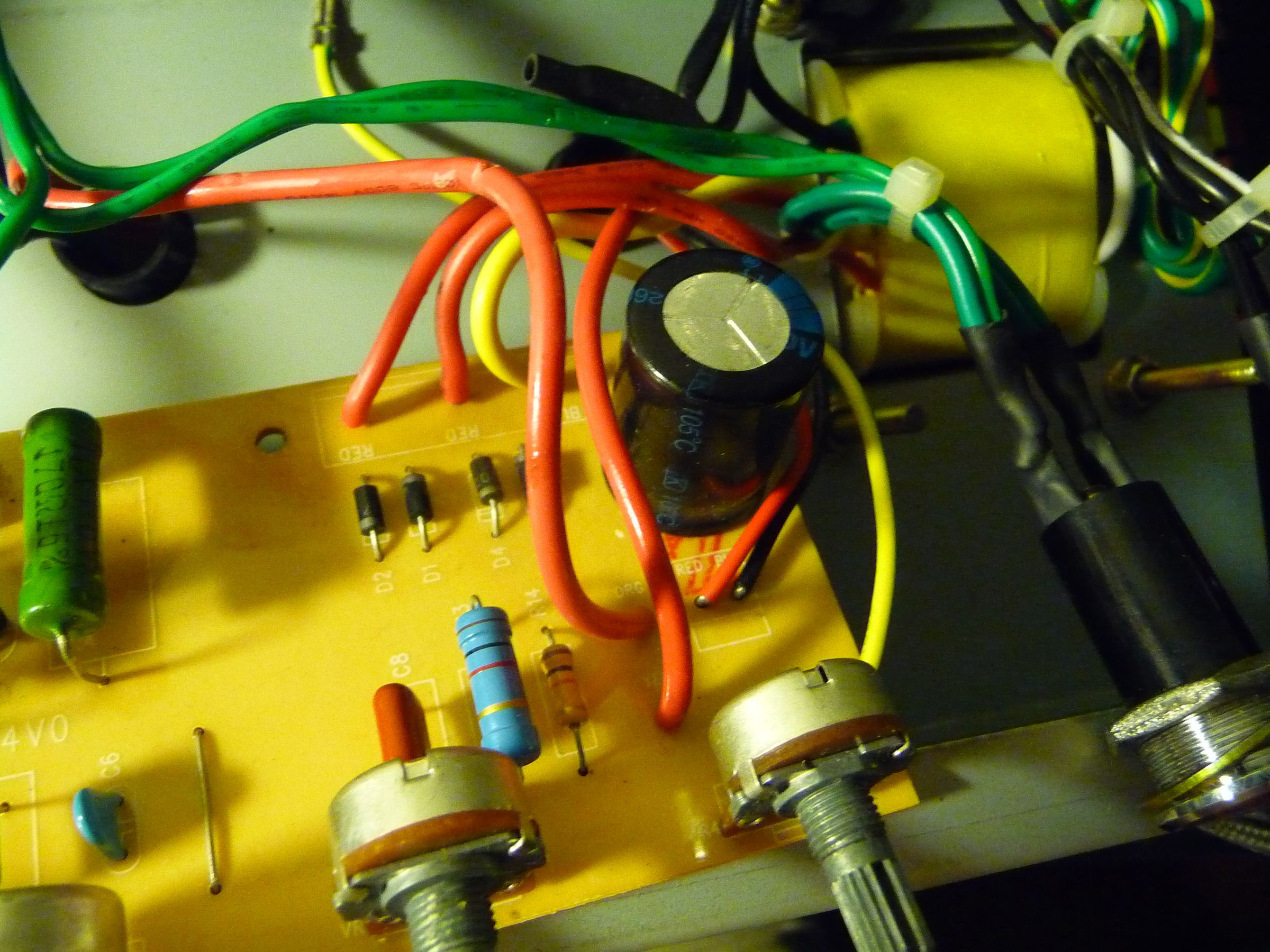 How to Turn a Guitar Tube Amp Into a Preamp/distortion Unit (with Load Box) 6 Steps