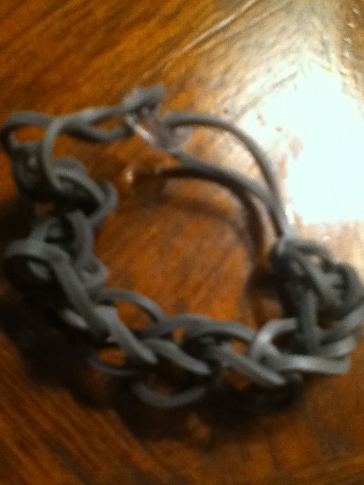 Single Rainbow Loom Bracelet