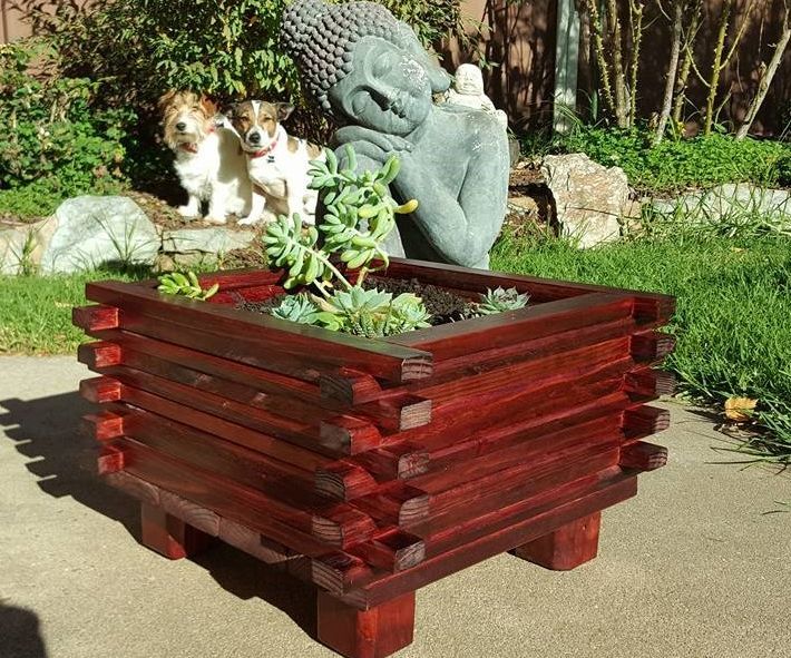 Simple Planter From Scrap Wood