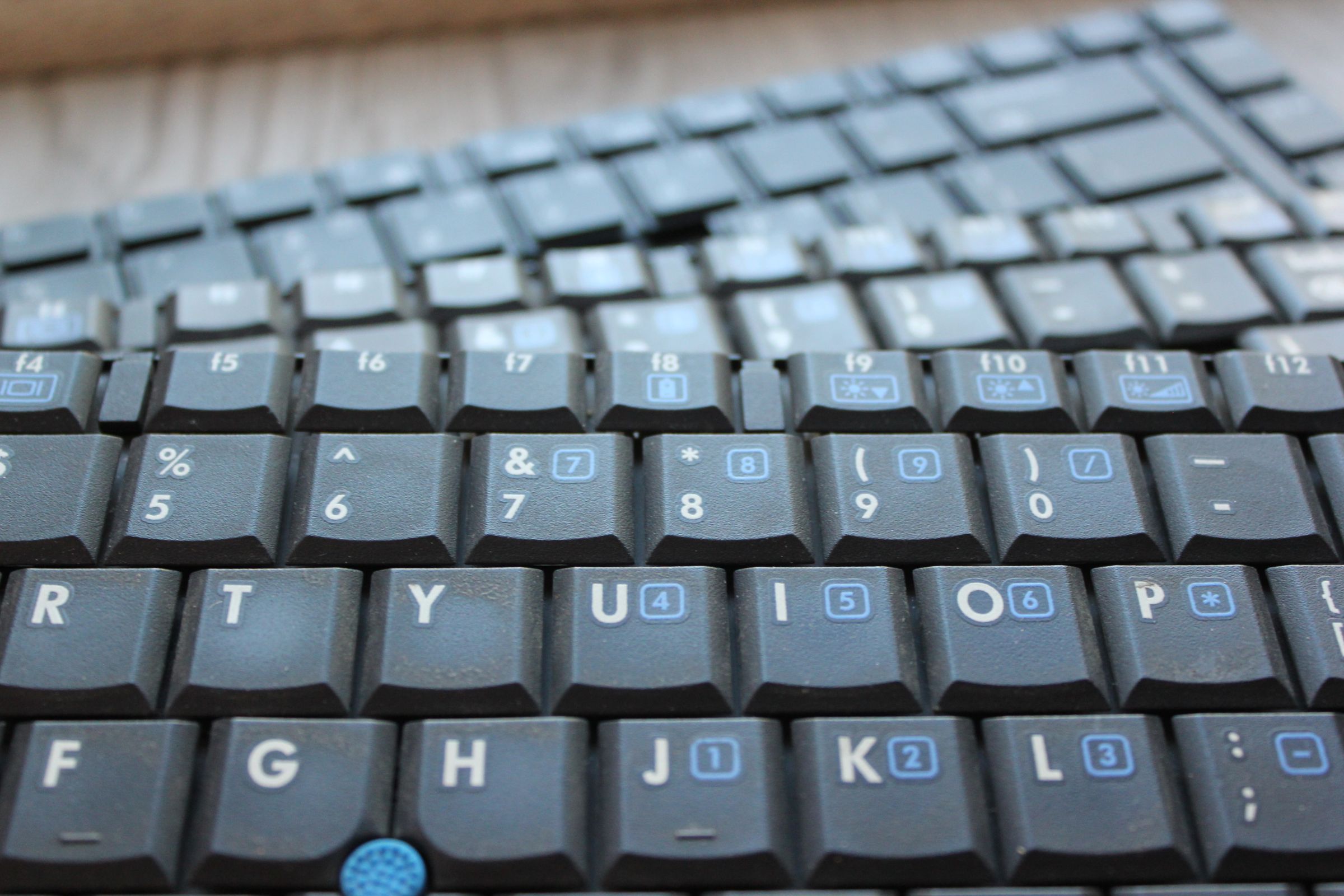 Computer Keyboard Desk Decor 5 Steps Instructables