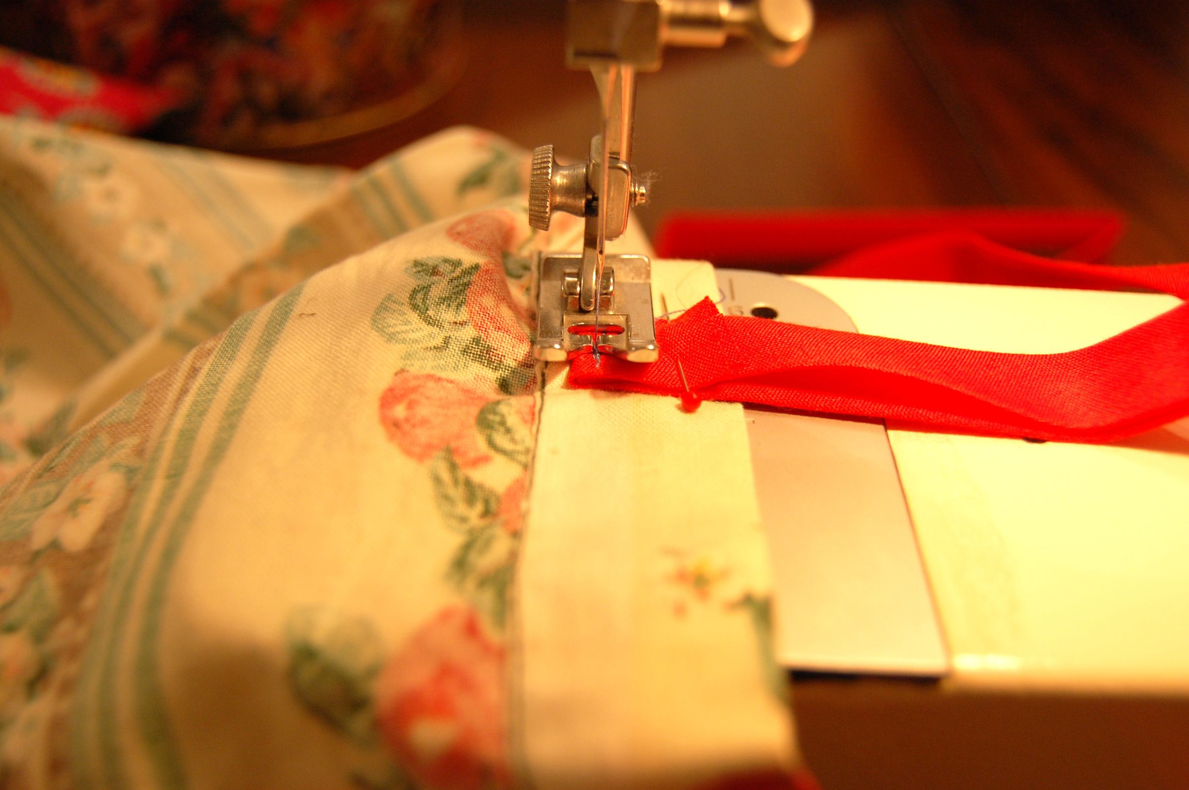 Adorable Apron in 10 Minutes! 5 Steps Instructables