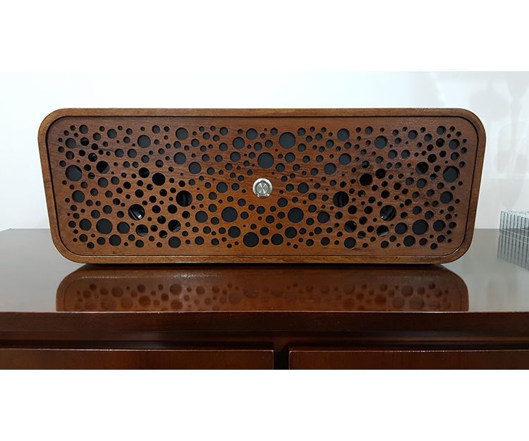 Wood, Glue and Bluetooth Sound