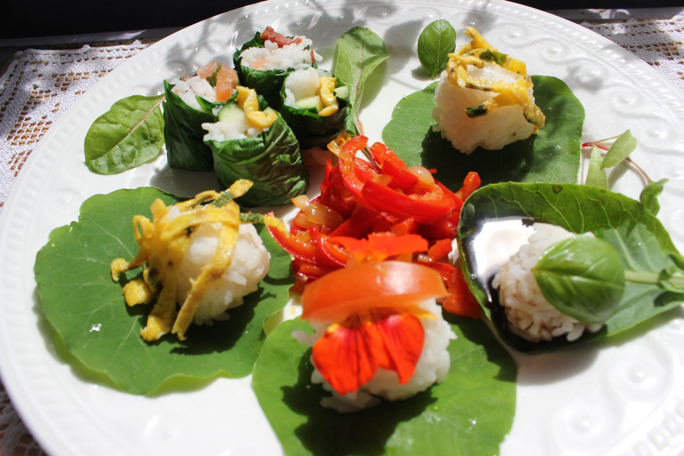 In to Lunch - Celebrating Home-grown Food - a Month of Organic Home-cooked Lunches From Our Garden.