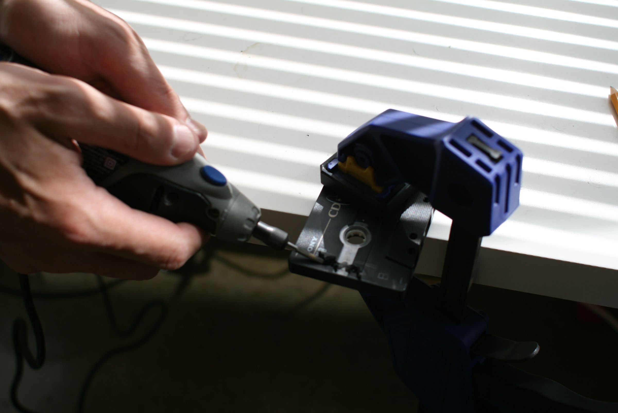 Car Audio Cassette Deck IPhone Stand 7 Steps Instructables