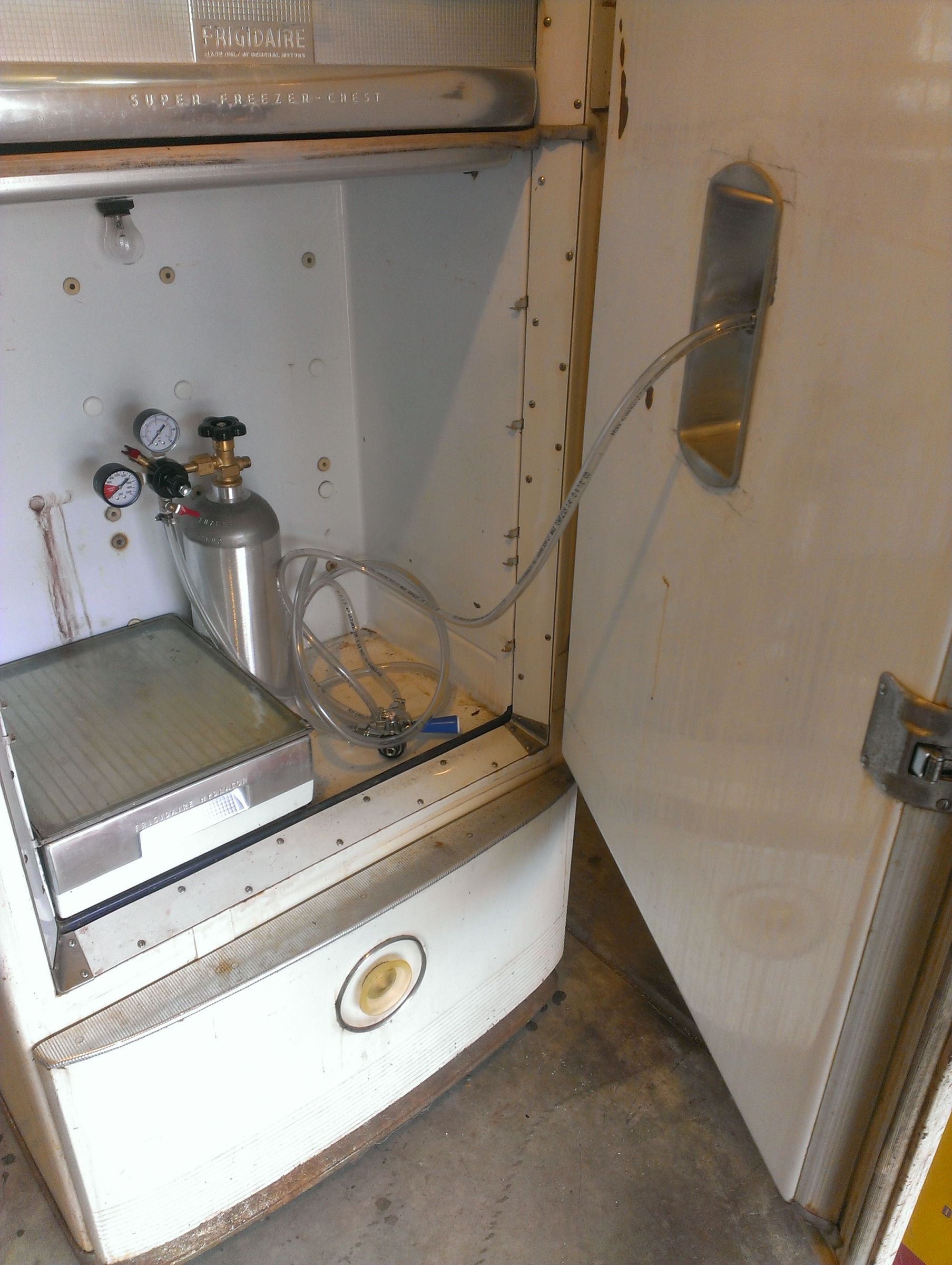 Vintage Frigidaire Fridge to Kegerator Rebirth Instructables